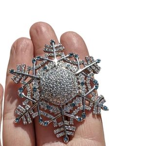 Joan Rivers Signed Vintage Snowflake Crystal & Rhinestone Brooch
